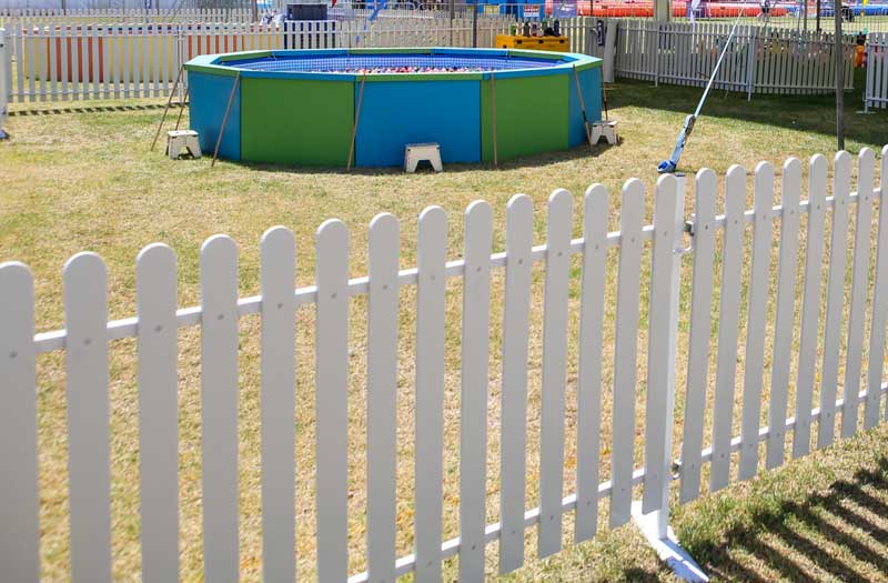 White-Picket-Fencing